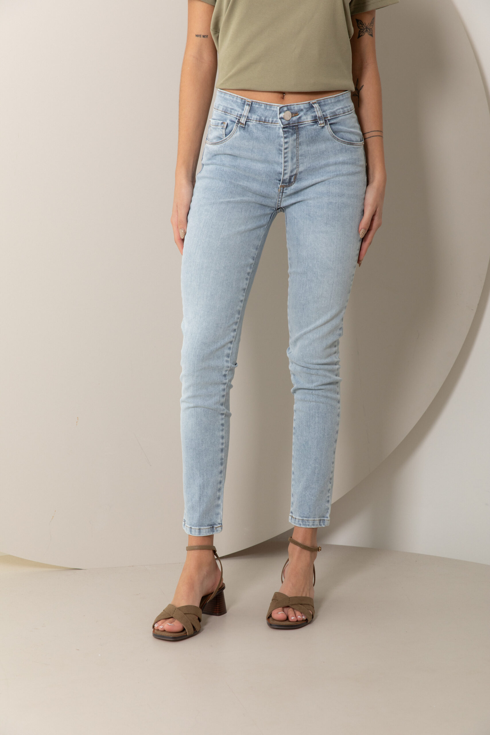 A2262200701028